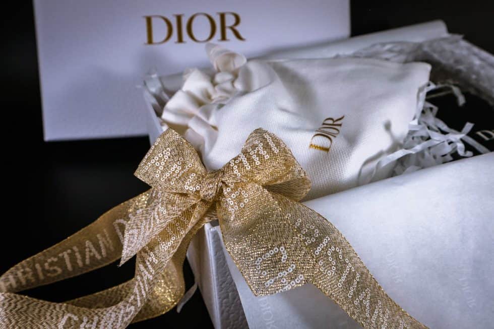 Dior package